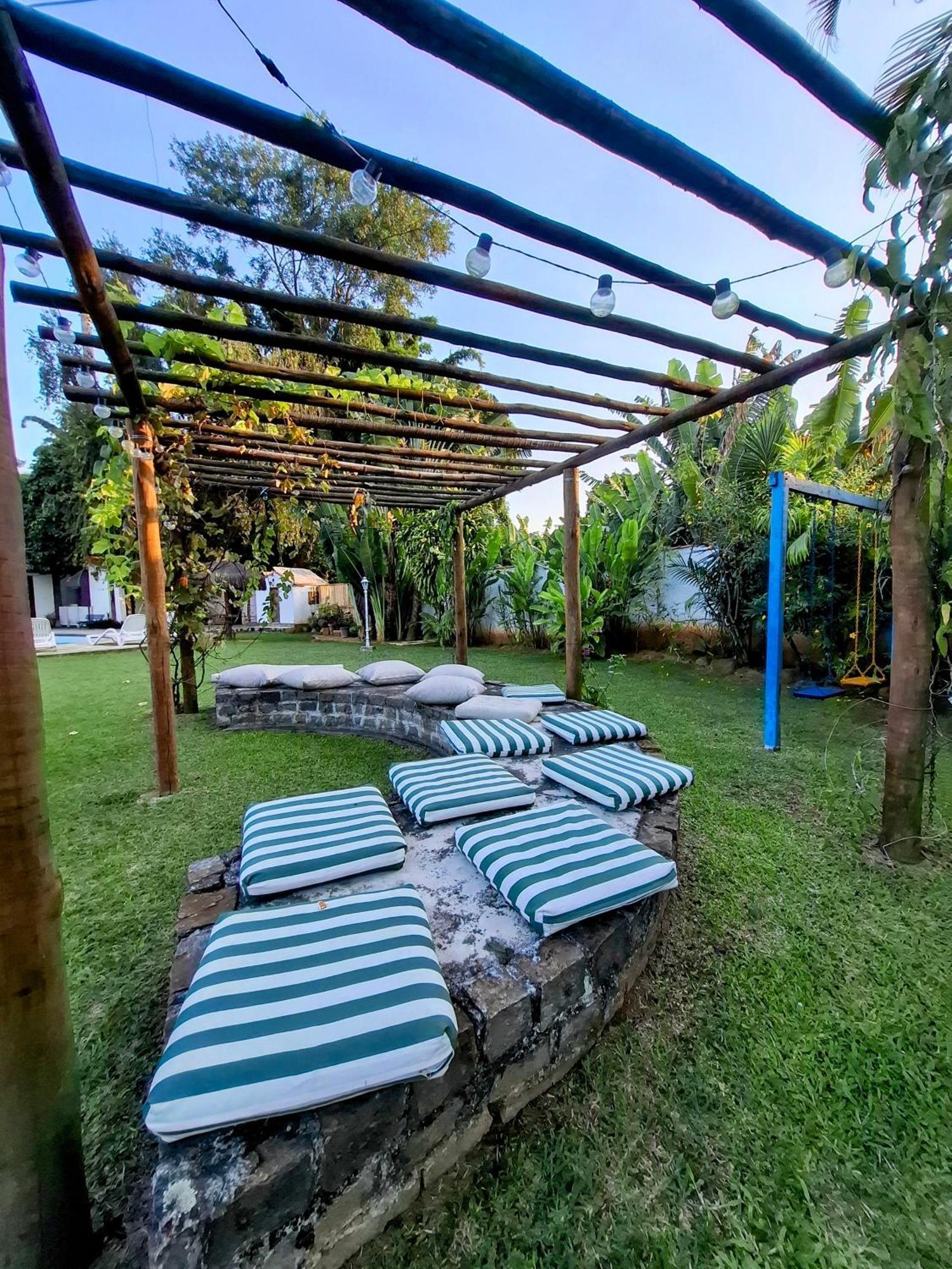 Vila Palmar Hospedagem Vassouras Extérieur photo